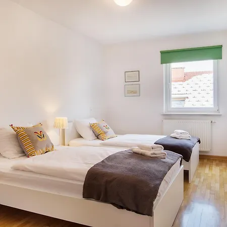 Fine Dalmatinova Apartment Ljubljana