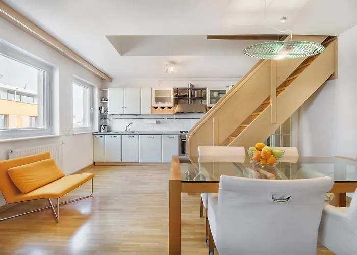 Fine Dalmatinova Lubiana